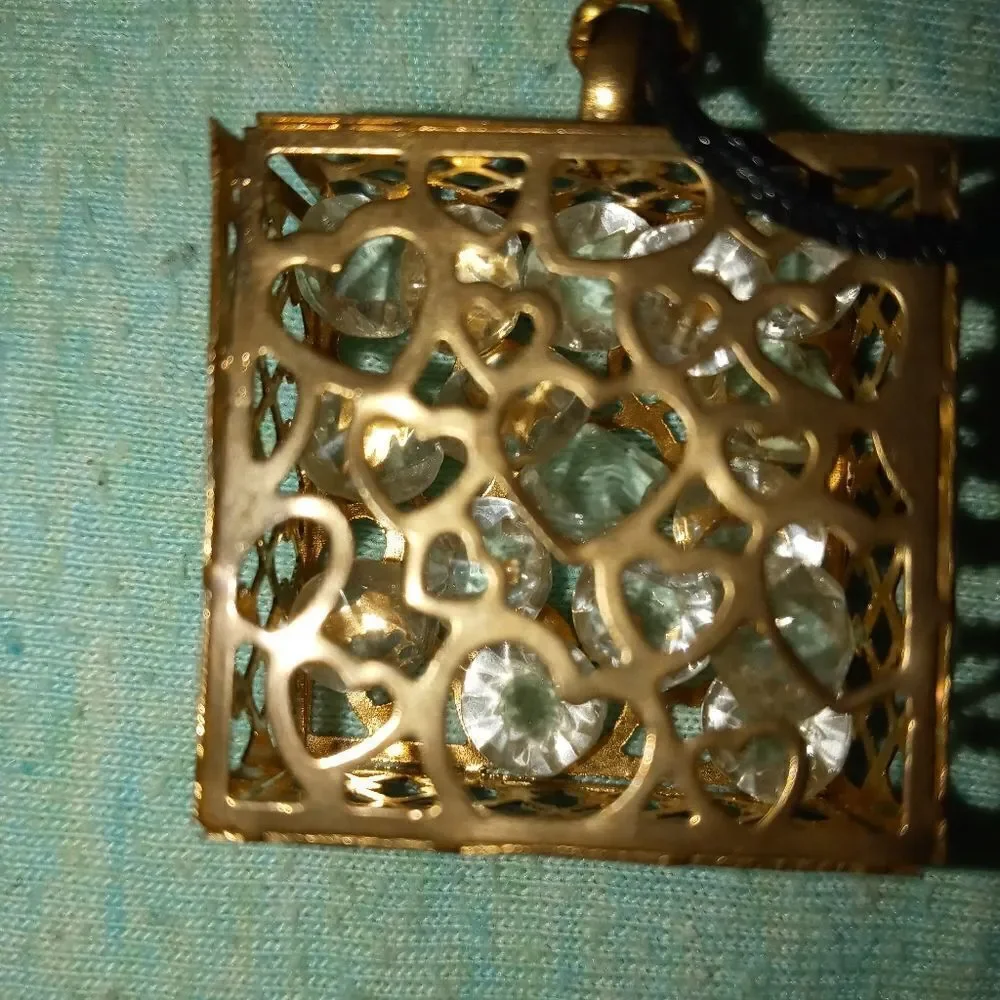 Two Handmade Necklaces - Picture 5 of 5